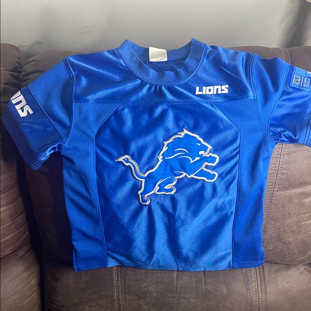 Detroit Lions, NWT size 5-6 unisex Kids Blue Sports Shirt
